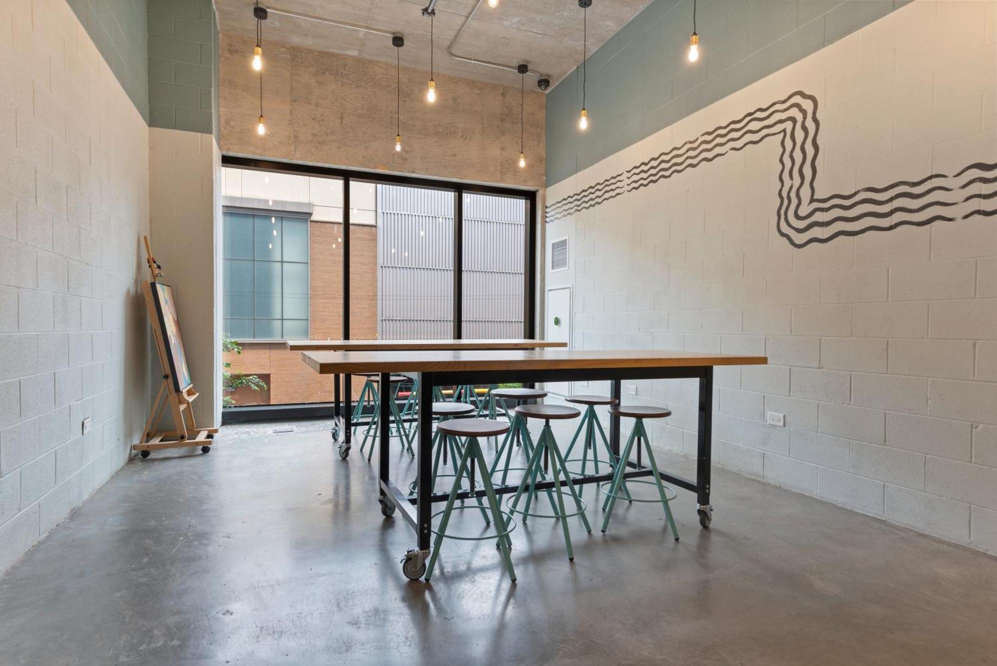 Apartment Avra Stylish Prime West Loop Location Near Union Park