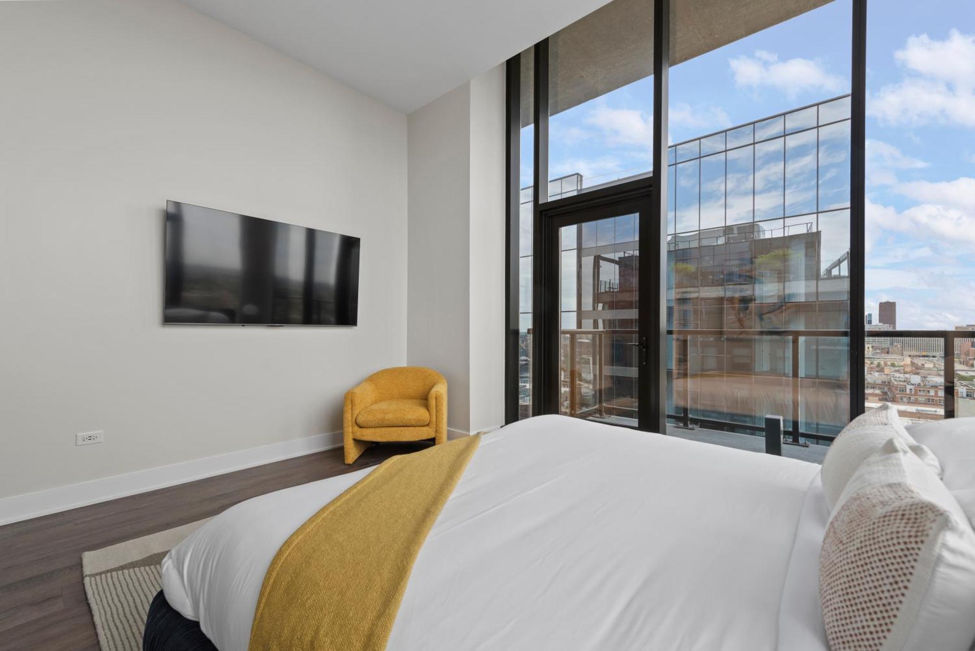 Apartment Avra Stylish Prime West Loop Location Near Union Park