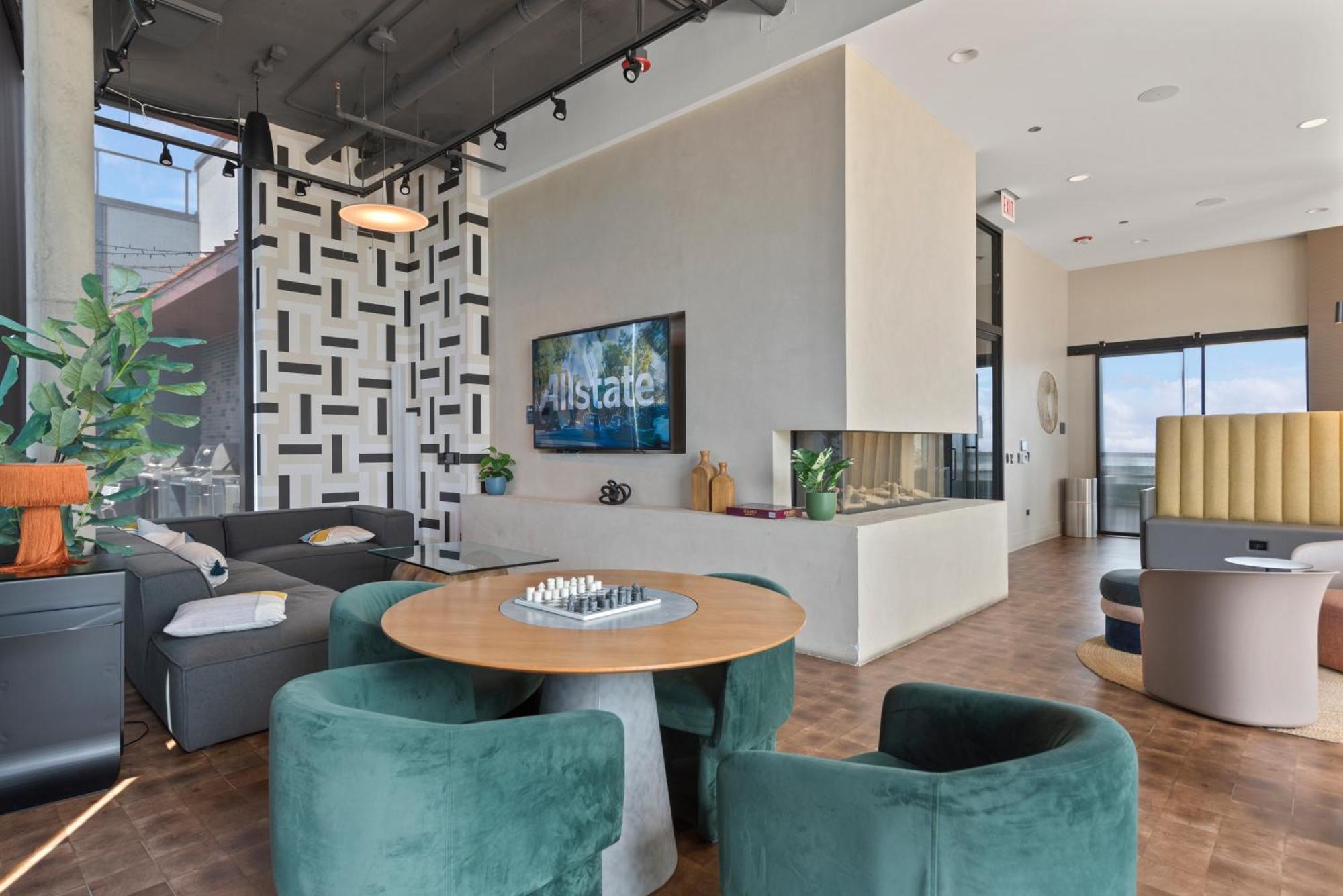 Avra Stylish Prime West Loop Location Near Union Park Apartment